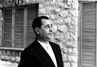 دکتر پرویز ناتل خانلری - tehranshenasi.com