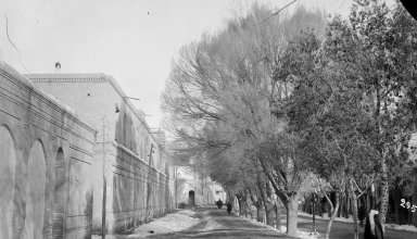 خیابان ناصر خسرو(آنتوان سوروگین)